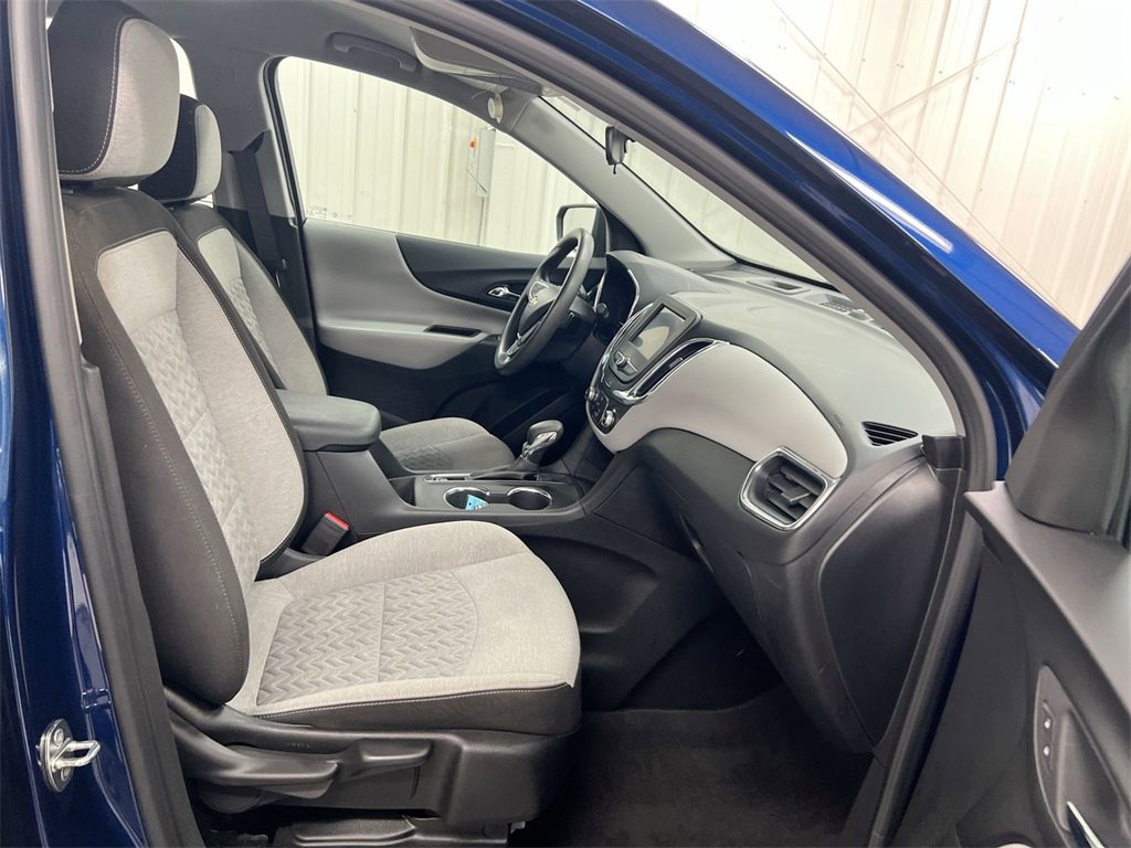 Used 2022 Chevrolet Equinox LS image 21