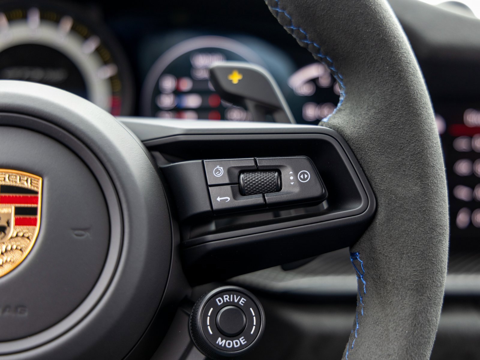 Certified 2025 Porsche 911 GT3 RS image 47