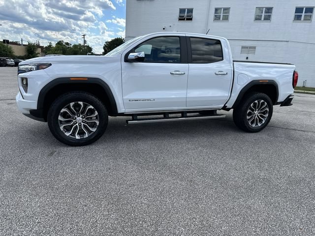 Used 2024 GMC Canyon Denali AWD/4WD image 35