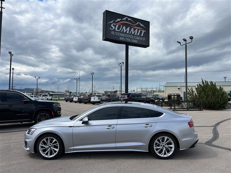 Used 2022 Audi A5 2.0T Premium image 1
