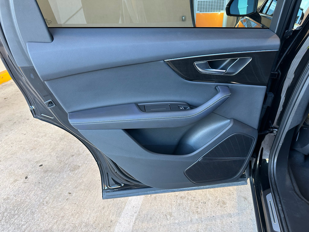 Used 2025 Audi Q7 Premium Plus image 29