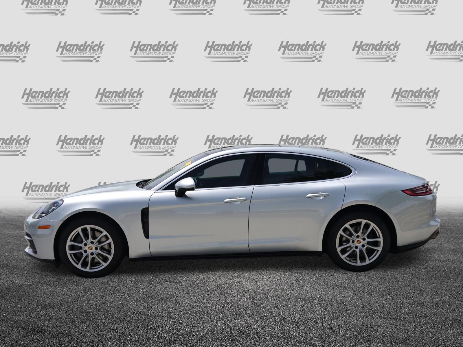 Used 2017 Porsche Panamera 4S image 6