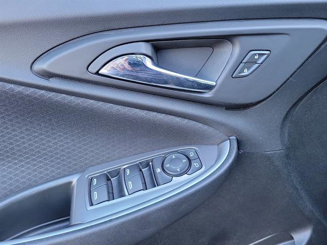 Used 2025 Chevrolet Malibu LT image 6