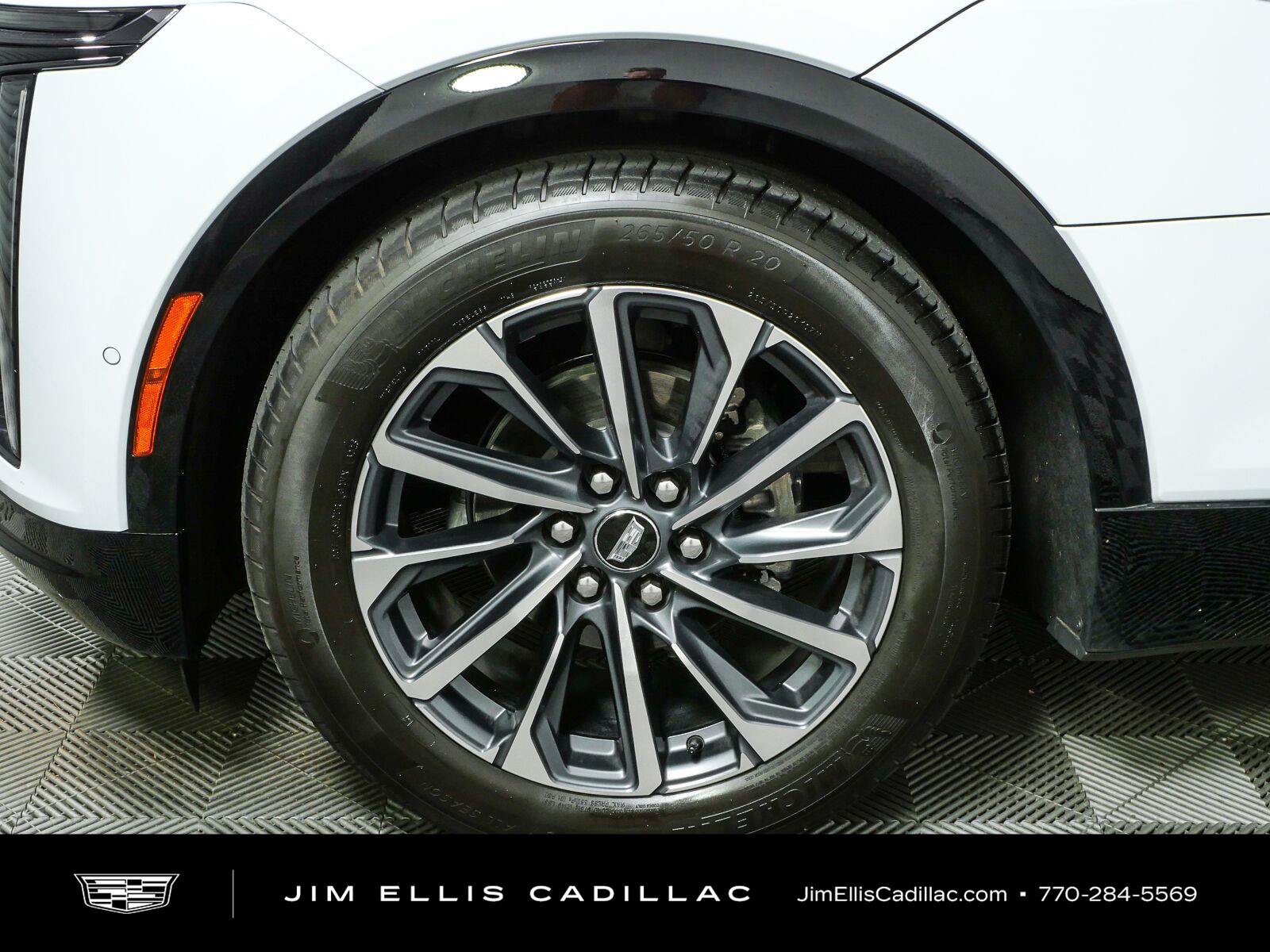 Used 2026 Cadillac Lyriq Sport RWD image 40