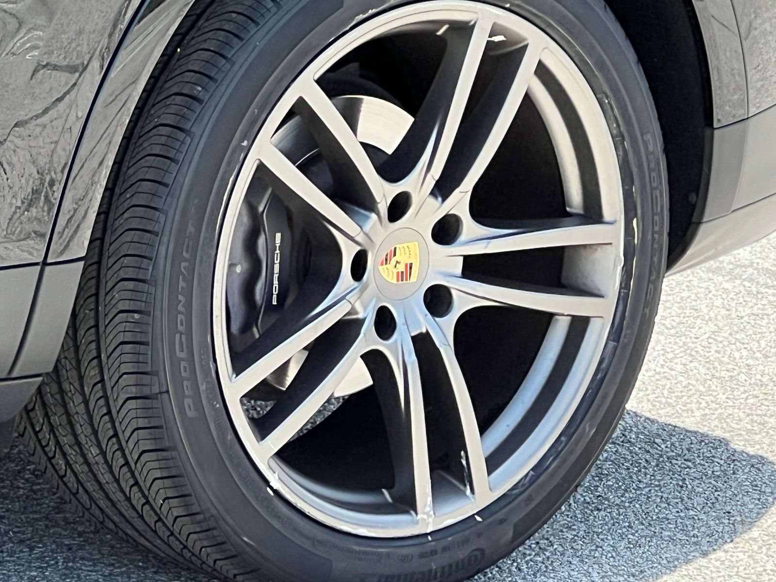 Certified 2022 Porsche Cayenne Platinum Edition AWD/4WD image 13