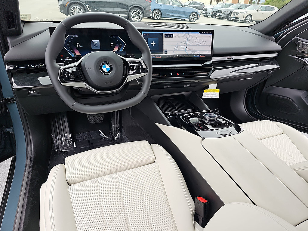 Used 2025 BMW 530i RWD image 16
