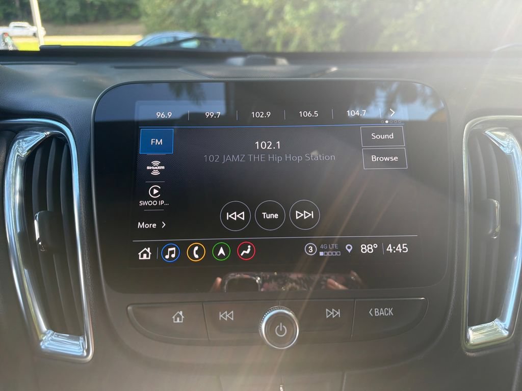 Used 2024 Chevrolet Malibu LT FWD image 16