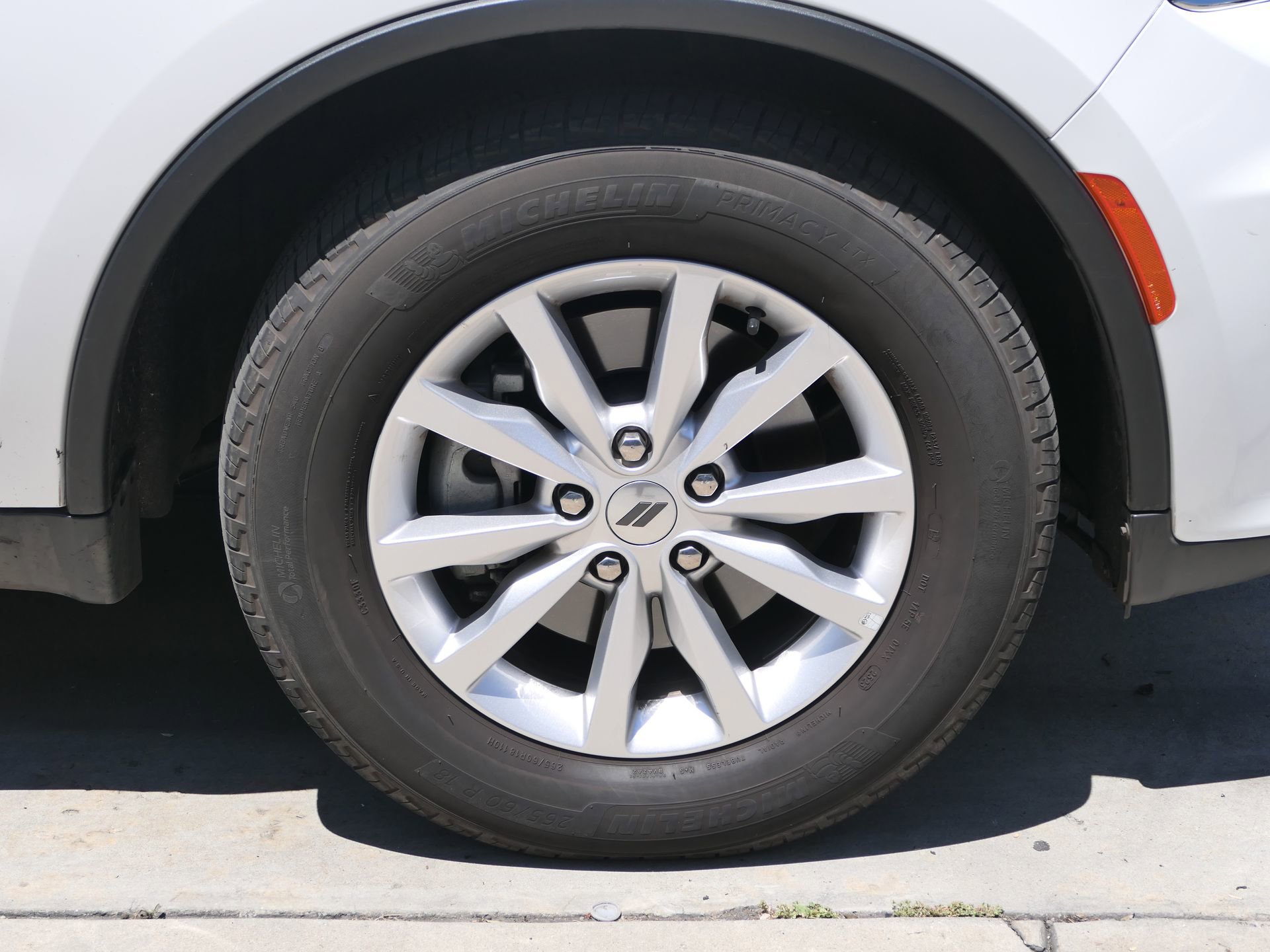 Used 2023 Dodge Durango SXT RWD image 5