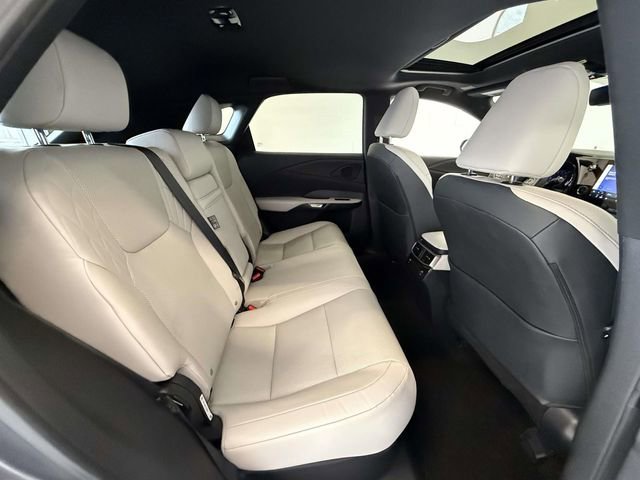 Used 2023 Lexus RX 350 Premium w/ Accessory Package image 16