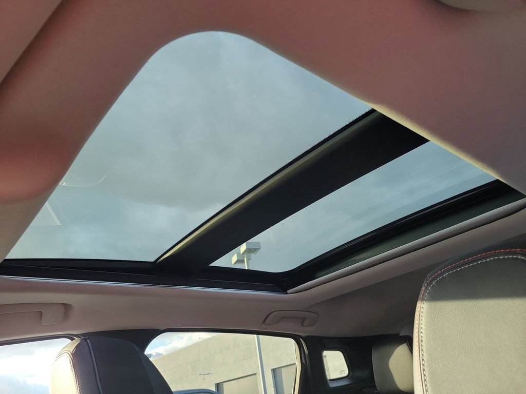 New 2026 Nissan Kicks SR w/ SR Premium Package image 12