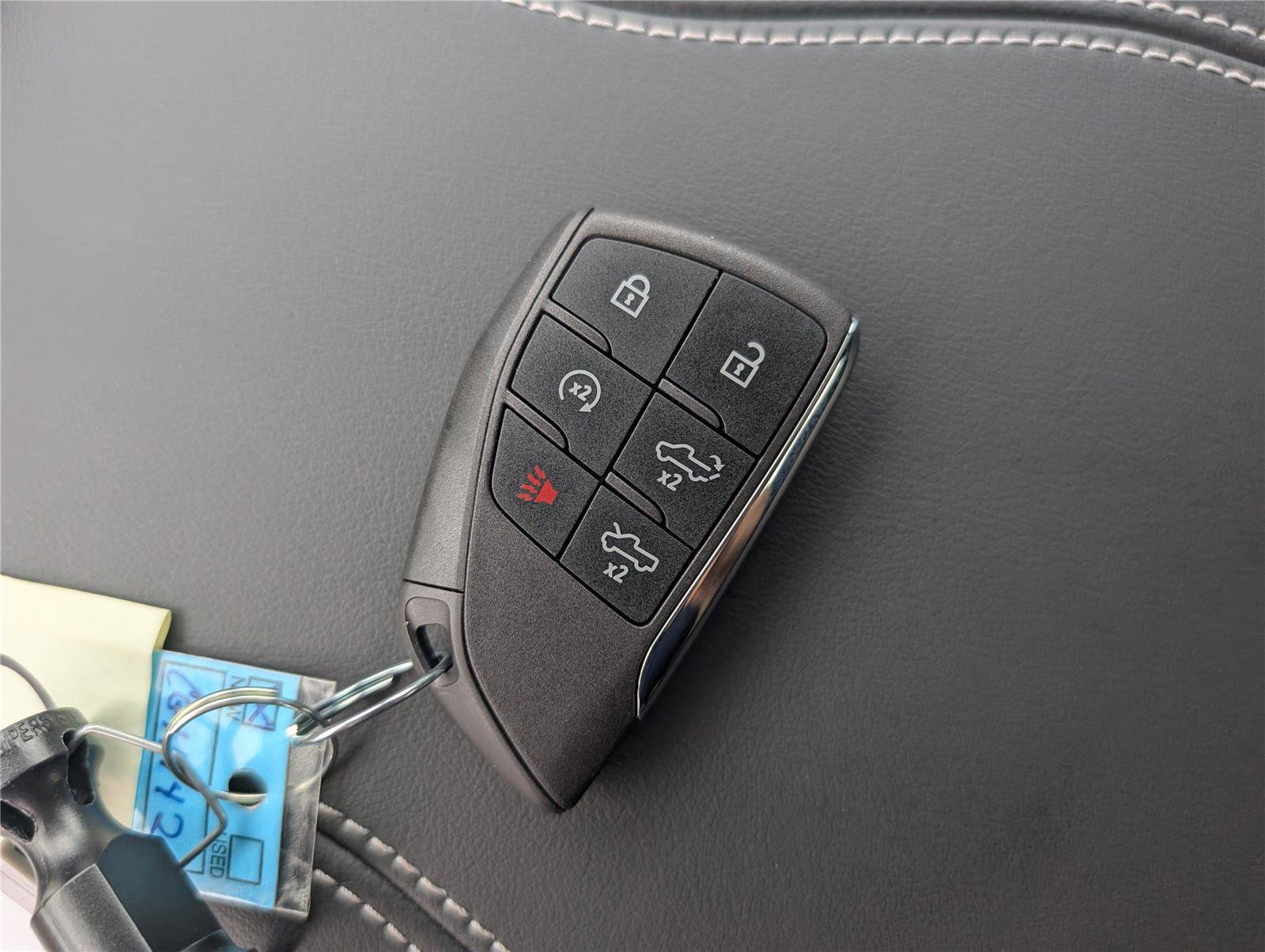 New 2025 Chevrolet Silverado EV LT image 21