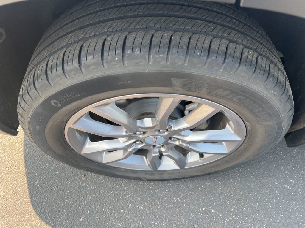 Certified 2022 GMC Terrain SLT w/ Infotainment Package II image 22