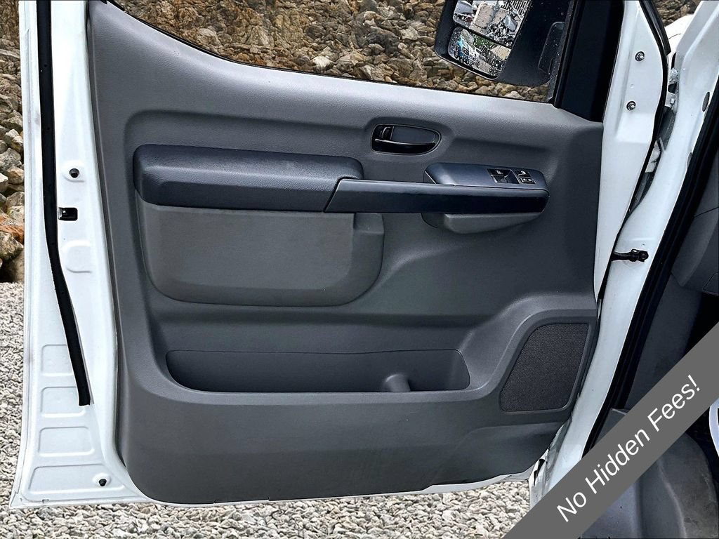 Used 2021 Nissan NV 2500 SV RWD image 21
