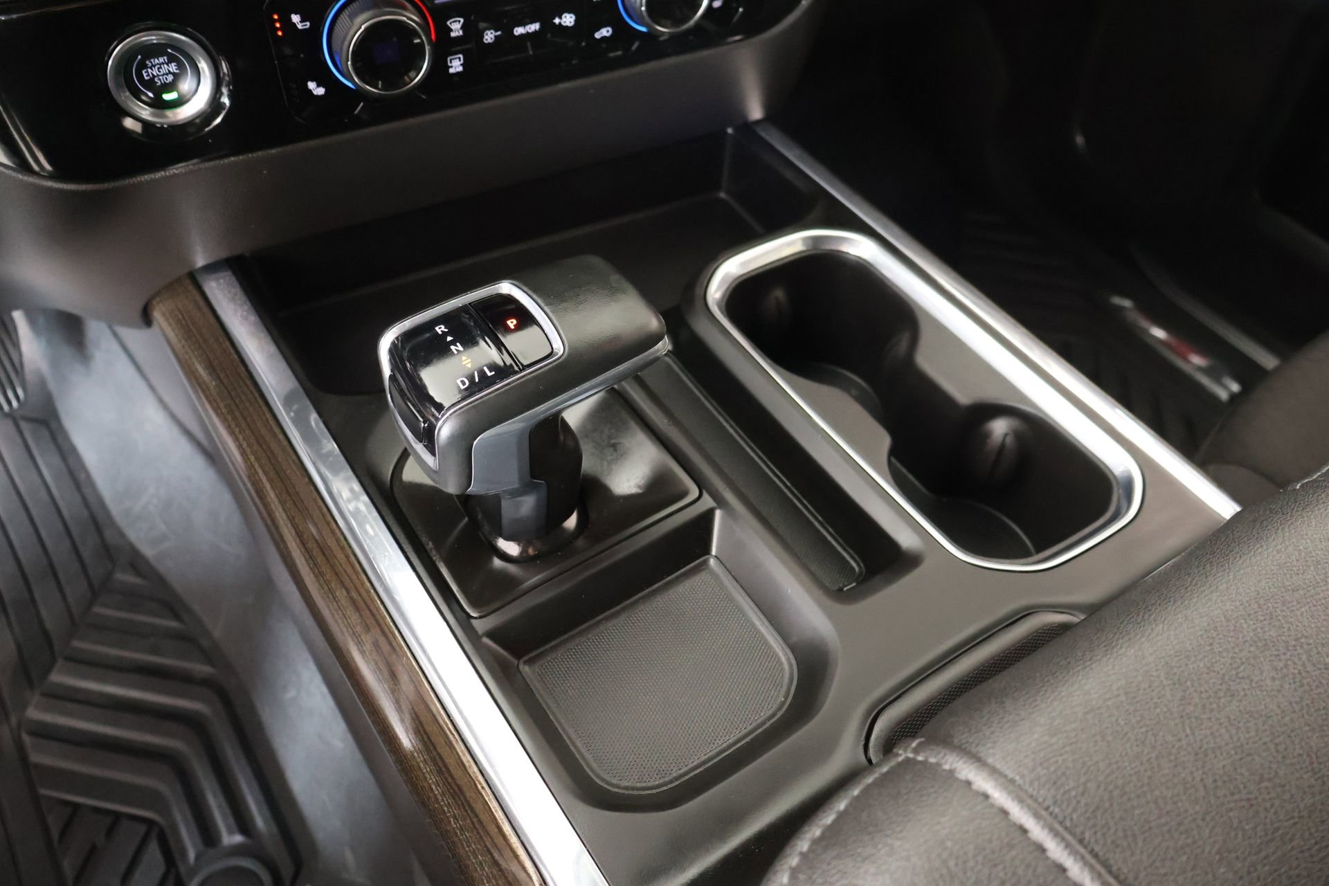 Used 2024 Chevrolet Silverado 1500 LT Trail Boss AWD/4WD image 8