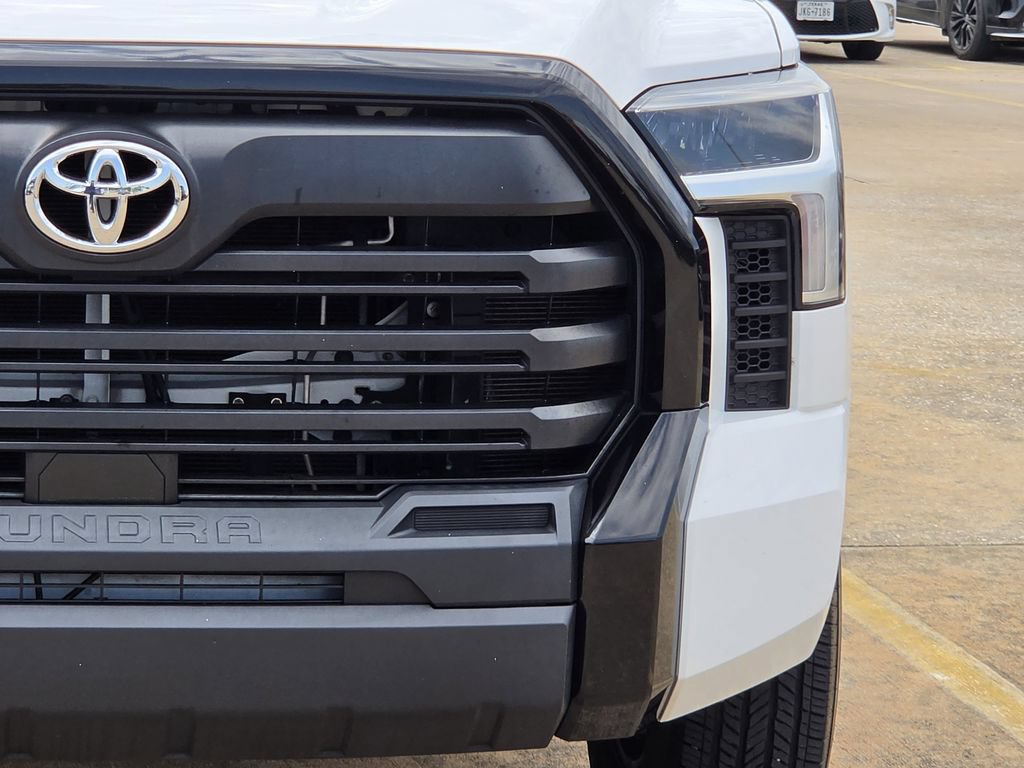 Used 2022 Toyota Tundra SR w/ SR Tow Package RWD image 4