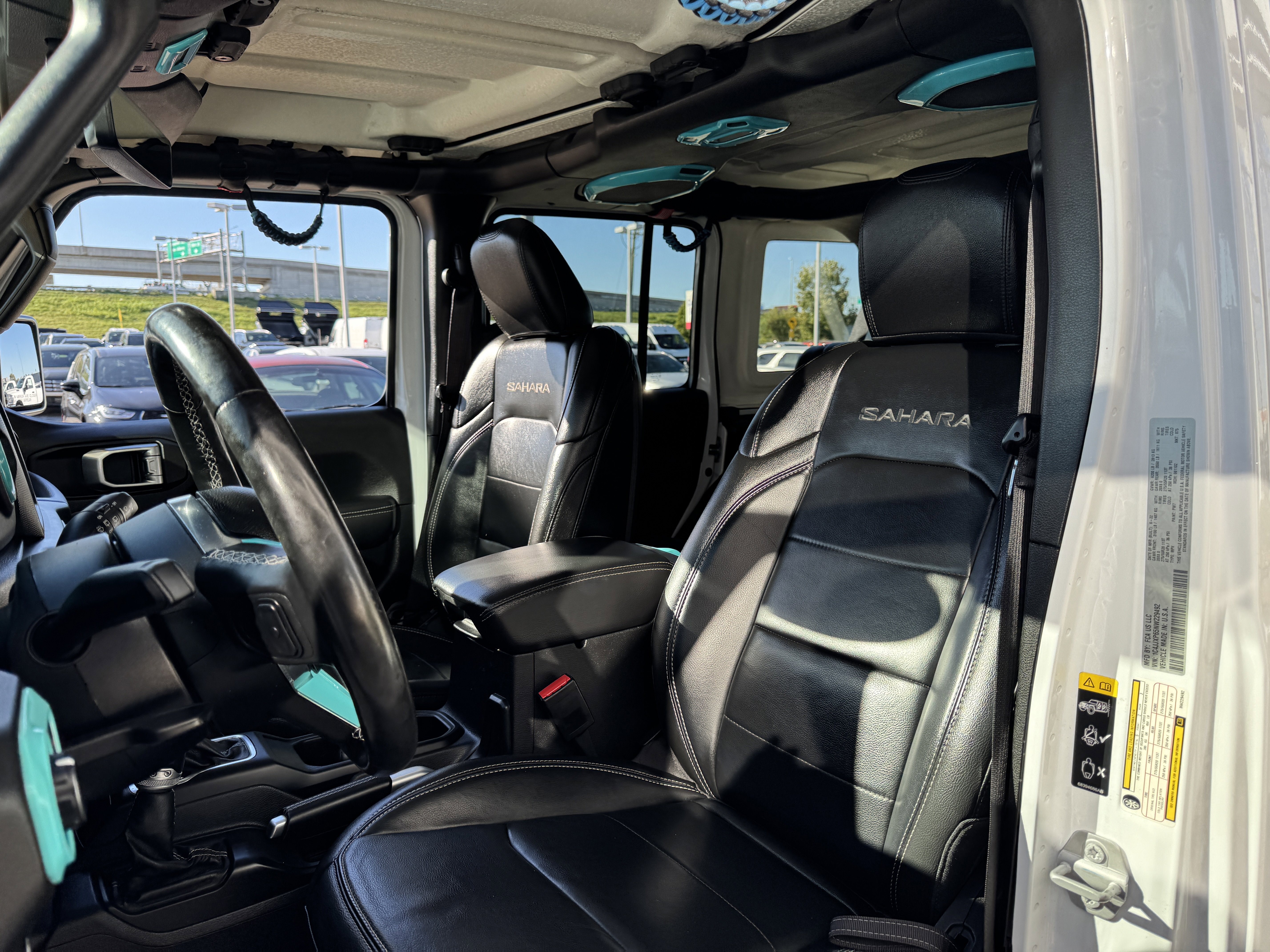 Used 2022 Jeep Wrangler Unlimited Sahara w/ Cold Weather Group image 33