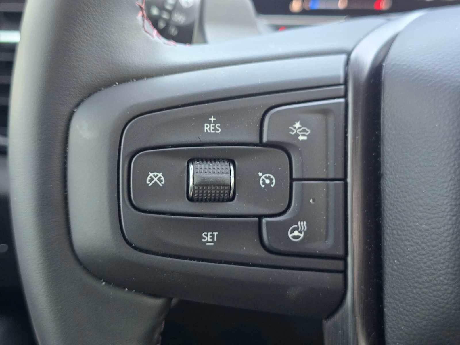 Used 2025 GMC Sierra 1500 AT4X image 32