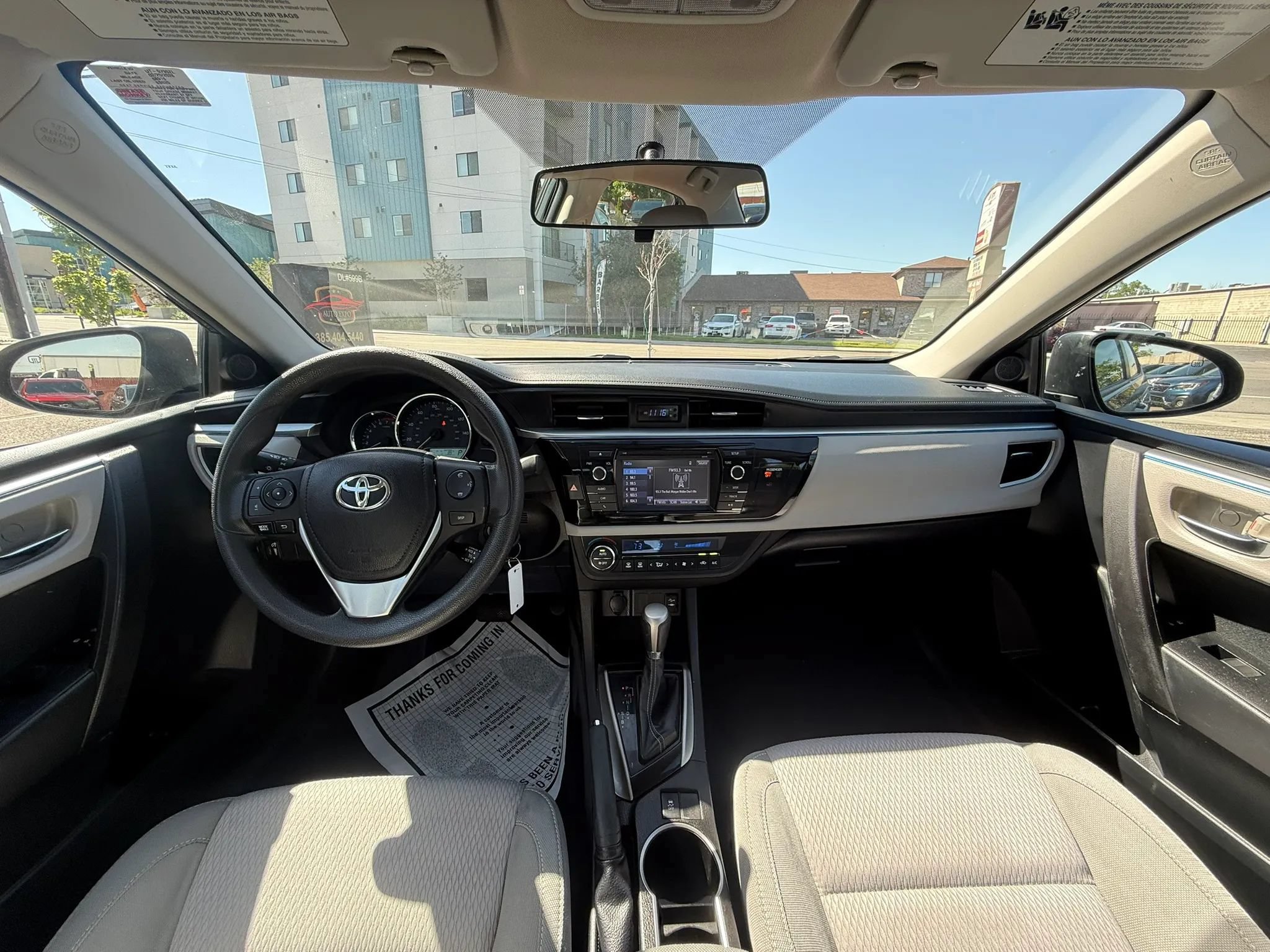 Used 2015 Toyota Corolla LE FWD image 23