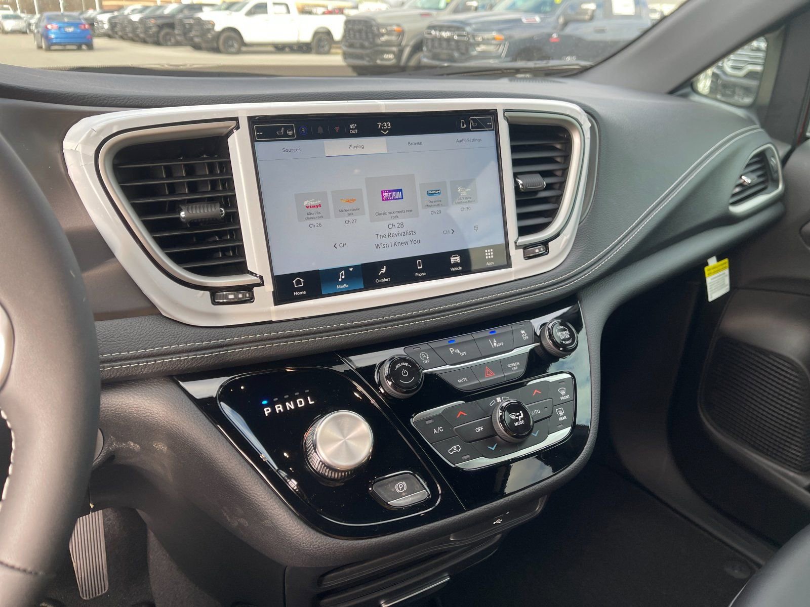 New 2026 Chrysler Pacifica Select image 20