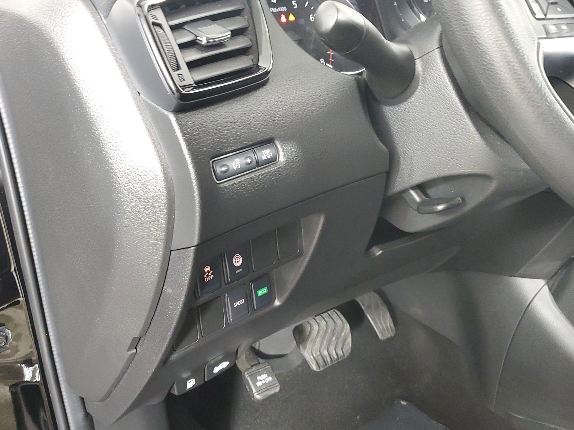 Used 2020 Nissan Rogue Sport S w/ Appearance Package image 31