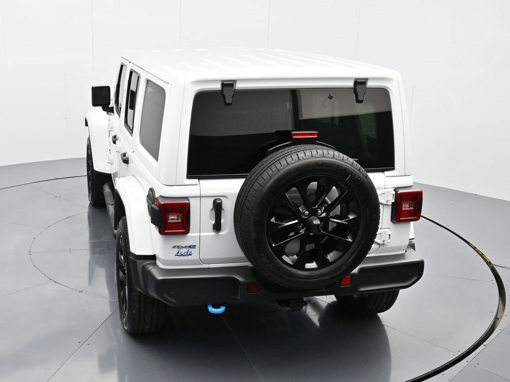 Used 2024 Jeep Wrangler Unlimited Sahara w/ Safety Group image 36