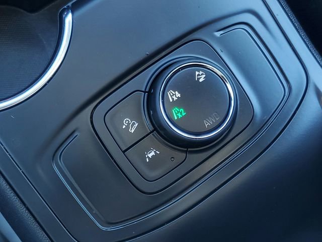 Certified 2024 GMC Terrain SLE image 25