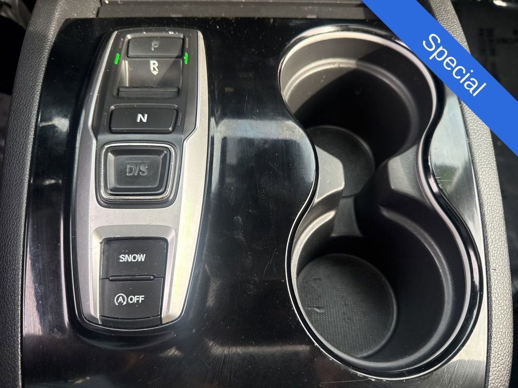 Used 2019 Honda Pilot Touring image 18