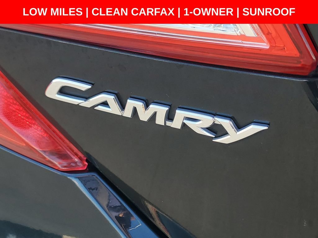 Used 2013 Toyota Camry SE w/ Leather Pkg FWD image 10