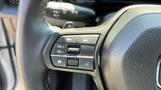 Used 2025 Honda CR-V Sport-L image 13
