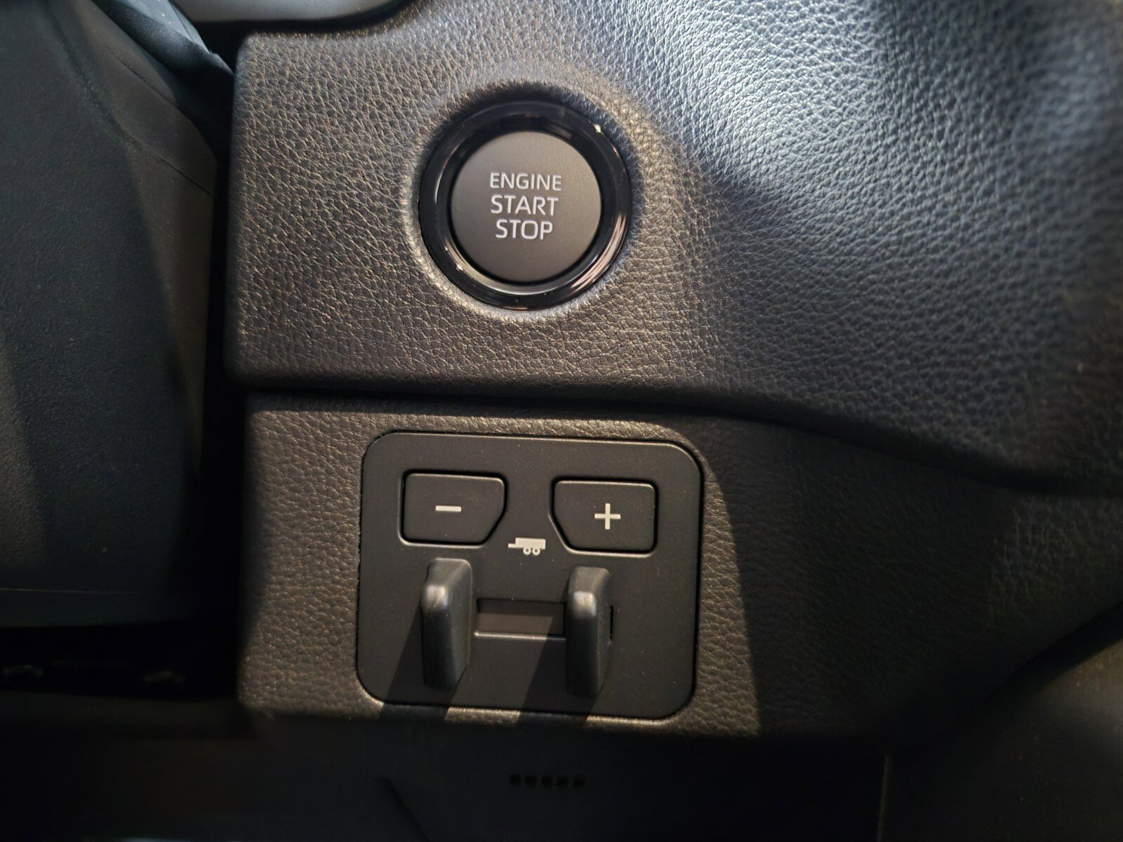 New 2026 Toyota Tundra SR5 AWD/4WD image 28