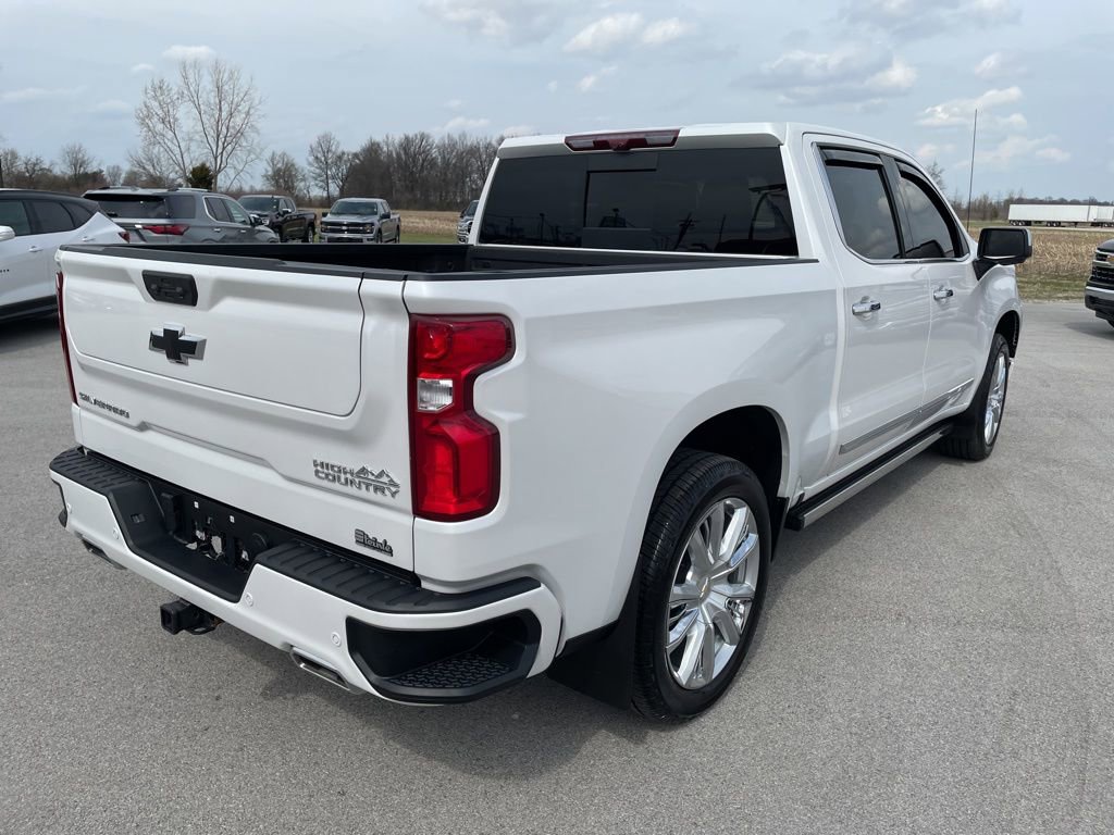 Used 2023 Chevrolet Silverado 1500 High Country w/ High Country Premium Package AWD/4WD image 9