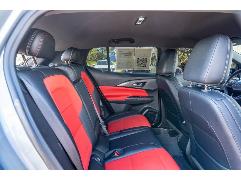 Used 2025 Chevrolet Equinox EV RS image 16