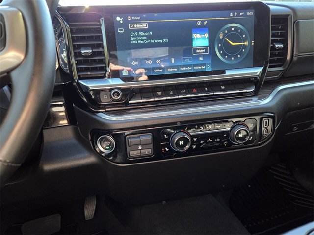 Used 2025 Chevrolet Silverado 2500 LT w/ Convenience Package image 30