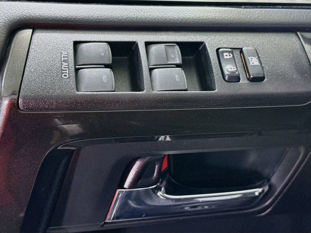Certified 2019 Toyota 4Runner TRD Off-Road AWD/4WD image 23
