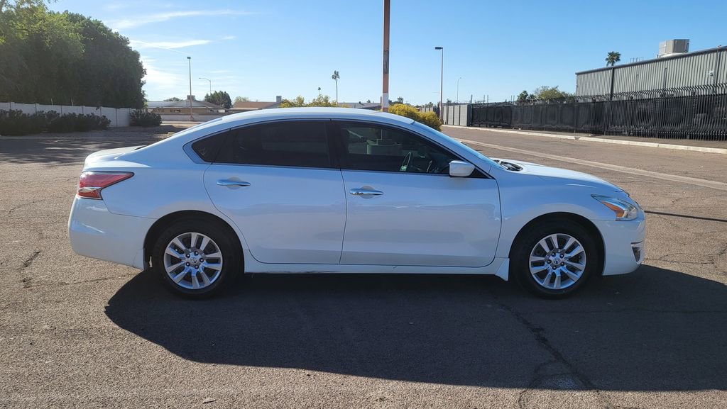 Used 2015 Nissan Altima 2.5 S w/ Power Driver Seat Package image 10