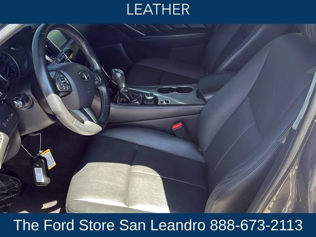 Used 2017 INFINITI Q50 2.0t w/ Moonroof Package RWD image 5