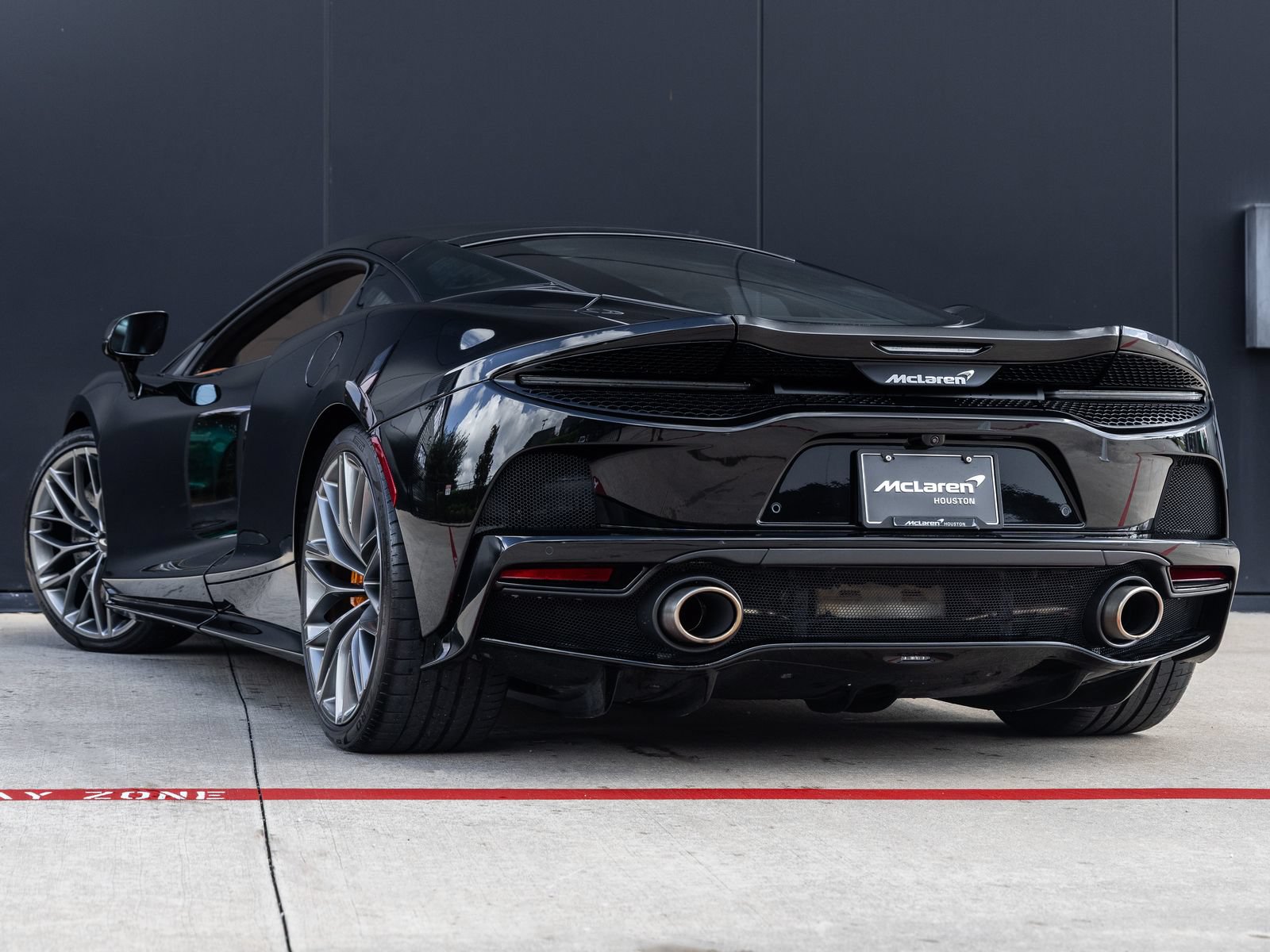 Used 2023 McLaren GT RWD image 7
