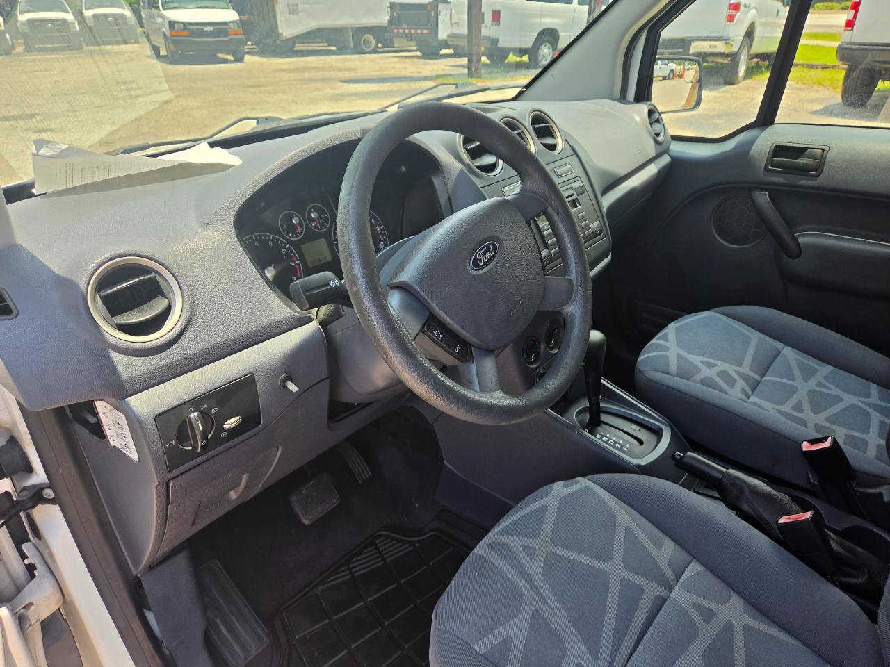 Used 2011 Ford Transit Connect XLT FWD image 10