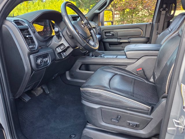 Used 2024 RAM 3500 Limited AWD/4WD image 12