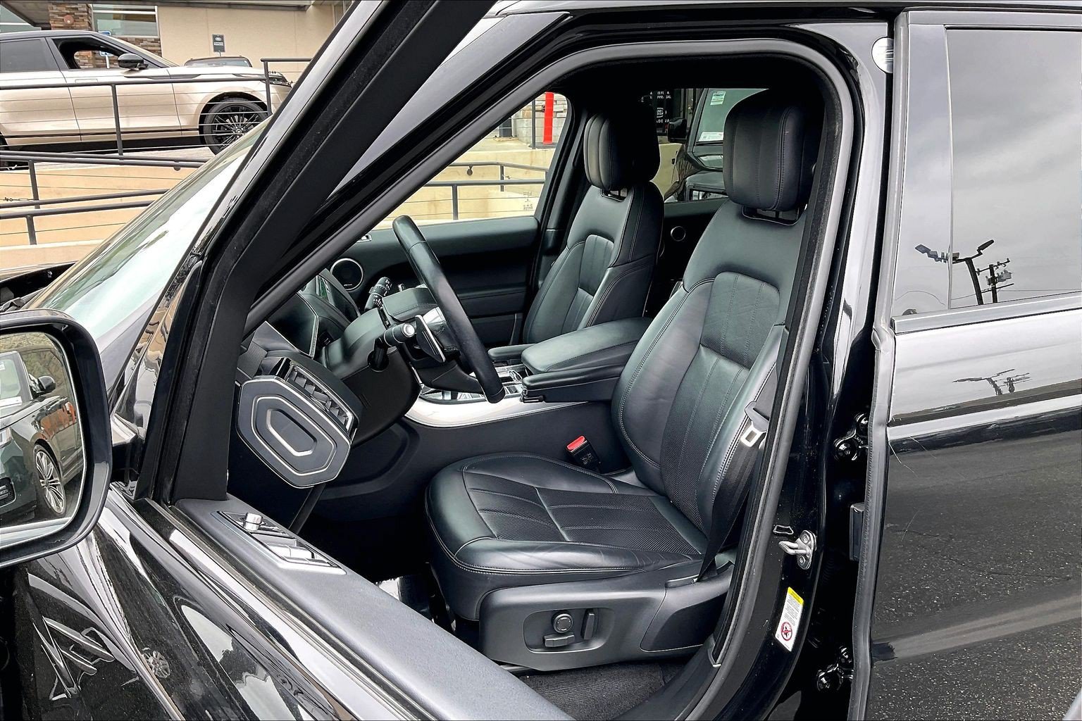 Used 2022 Land Rover Range Rover Sport HSE Silver Edition AWD/4WD image 8