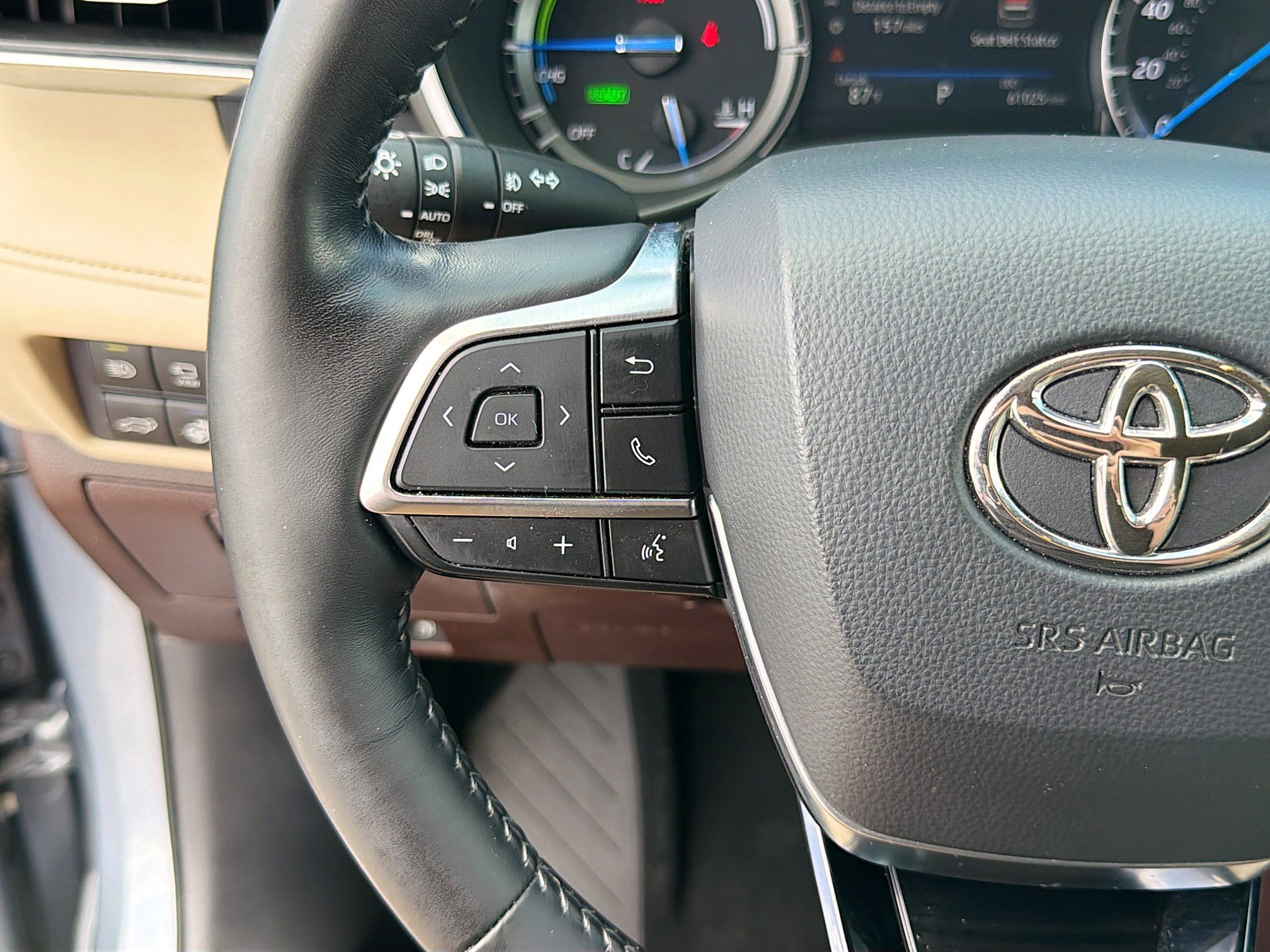 Used 2021 Toyota Highlander Platinum image 39