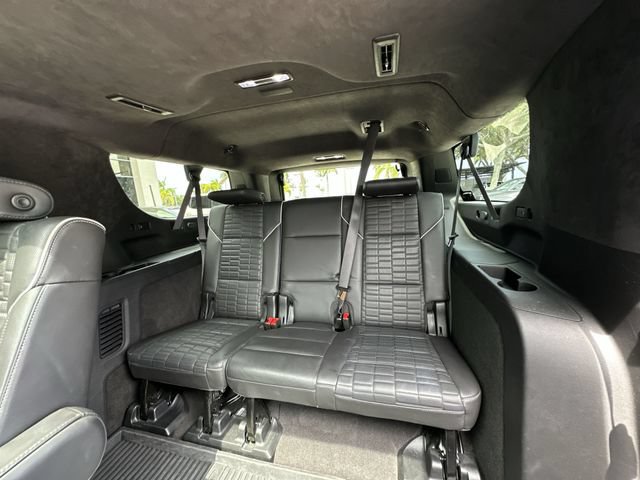 Certified 2024 Cadillac Escalade ESV Premium Luxury Platinum AWD/4WD image 33