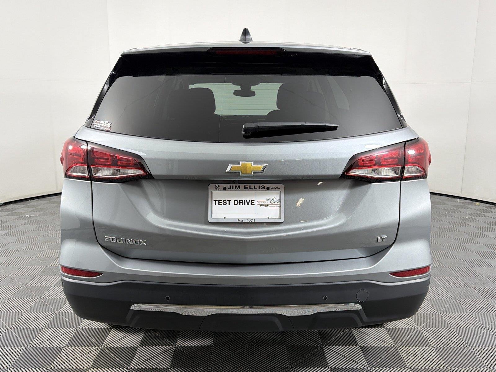 Used 2024 Chevrolet Equinox LT FWD image 5