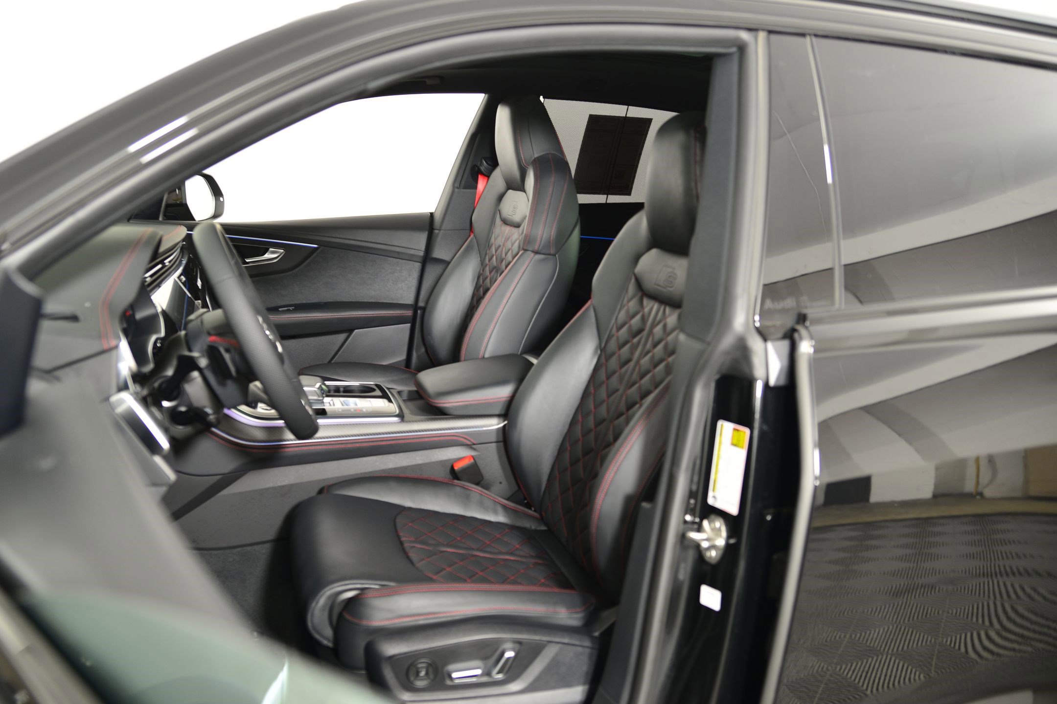 New 2026 Audi Q8 Prestige image 4