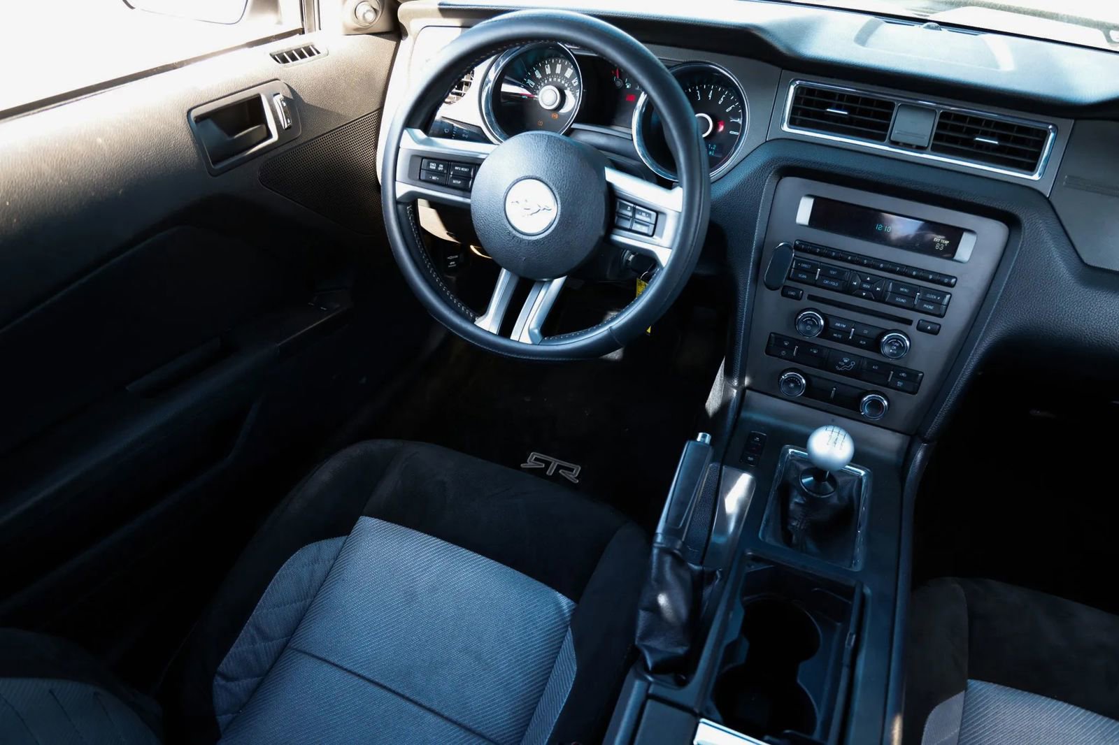 Used 2014 Ford Mustang GT image 19