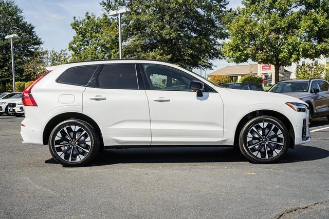 New 2026 Volvo XC60 B5 Plus w/ Protection Package Premier image 3