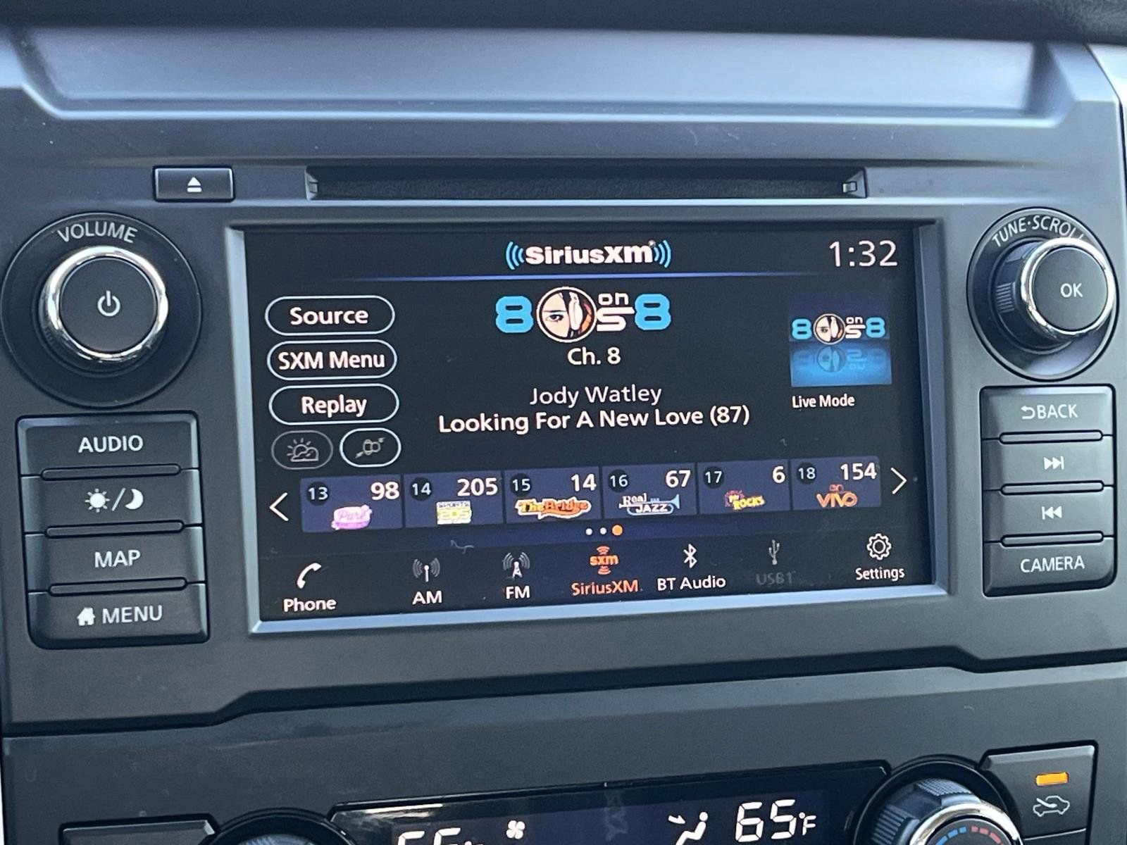 Used 2019 Nissan Titan PRO-4X image 26