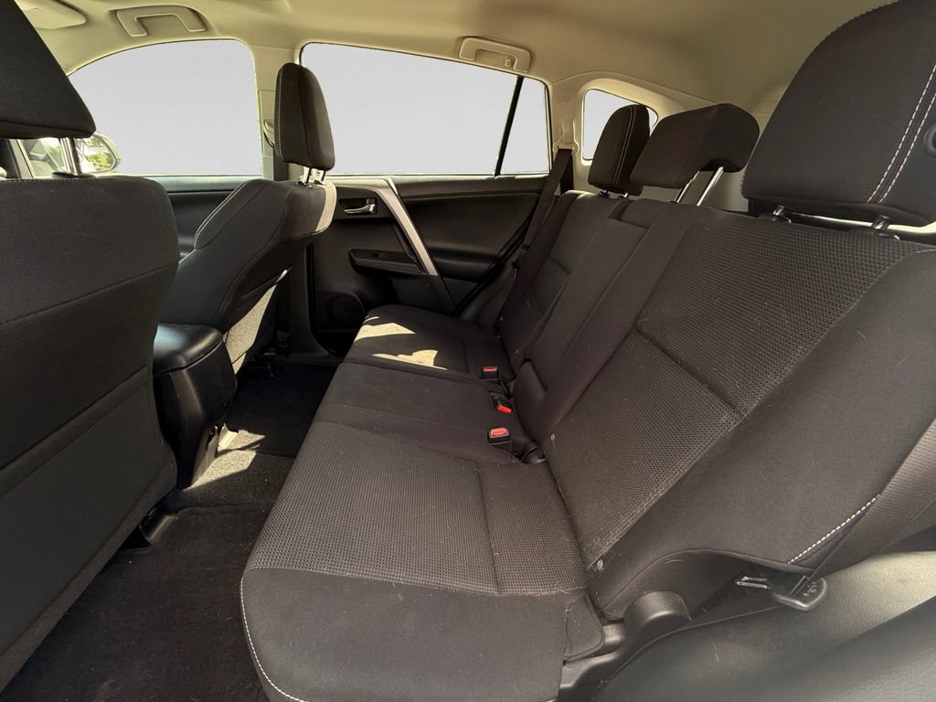Used 2017 Toyota RAV4 XLE FWD image 25
