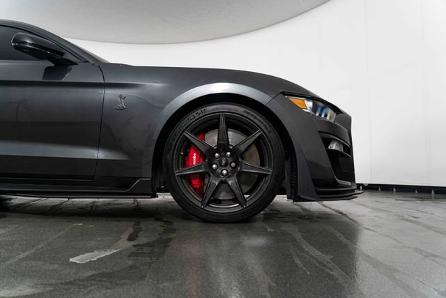 Used 2020 Ford Mustang Shelby GT500 w/ Carbon Fibre Track Pack RWD image 11