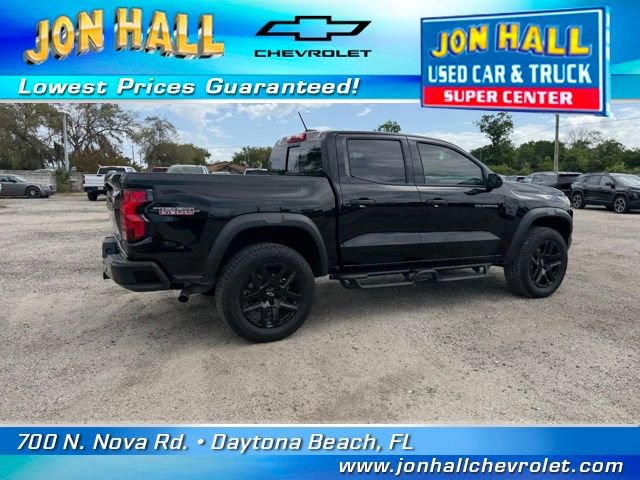 Used 2024 Chevrolet Colorado Trail Boss w/ Technology Package image 12